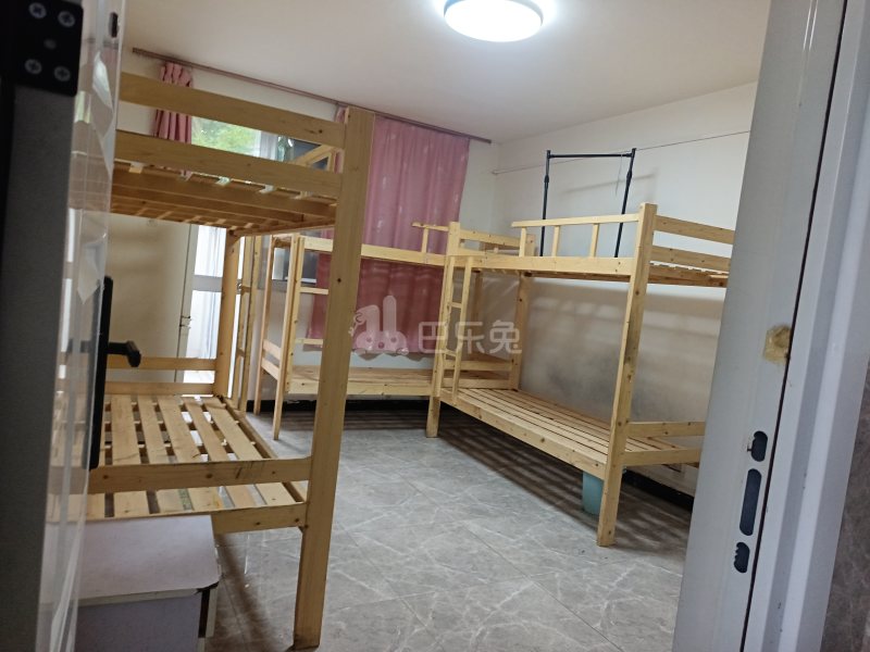 逸仙路1321弄3支弄小区5515881卧室图0