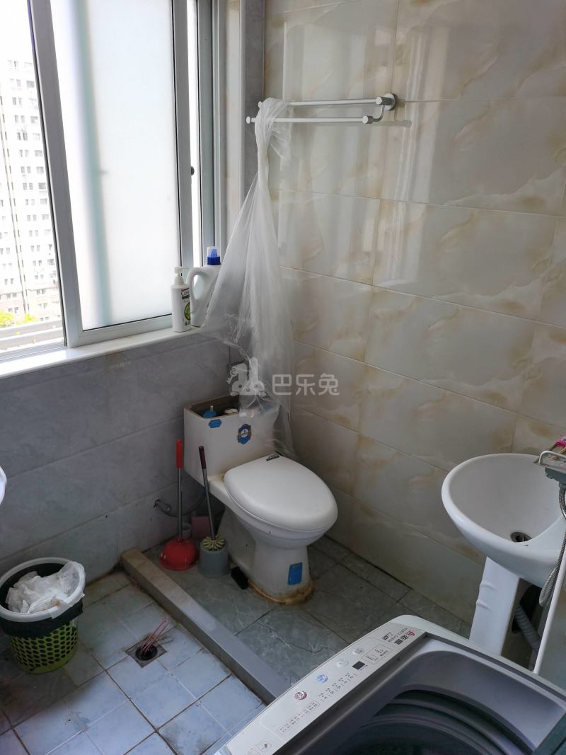 高申北苑5525348卫生间图10