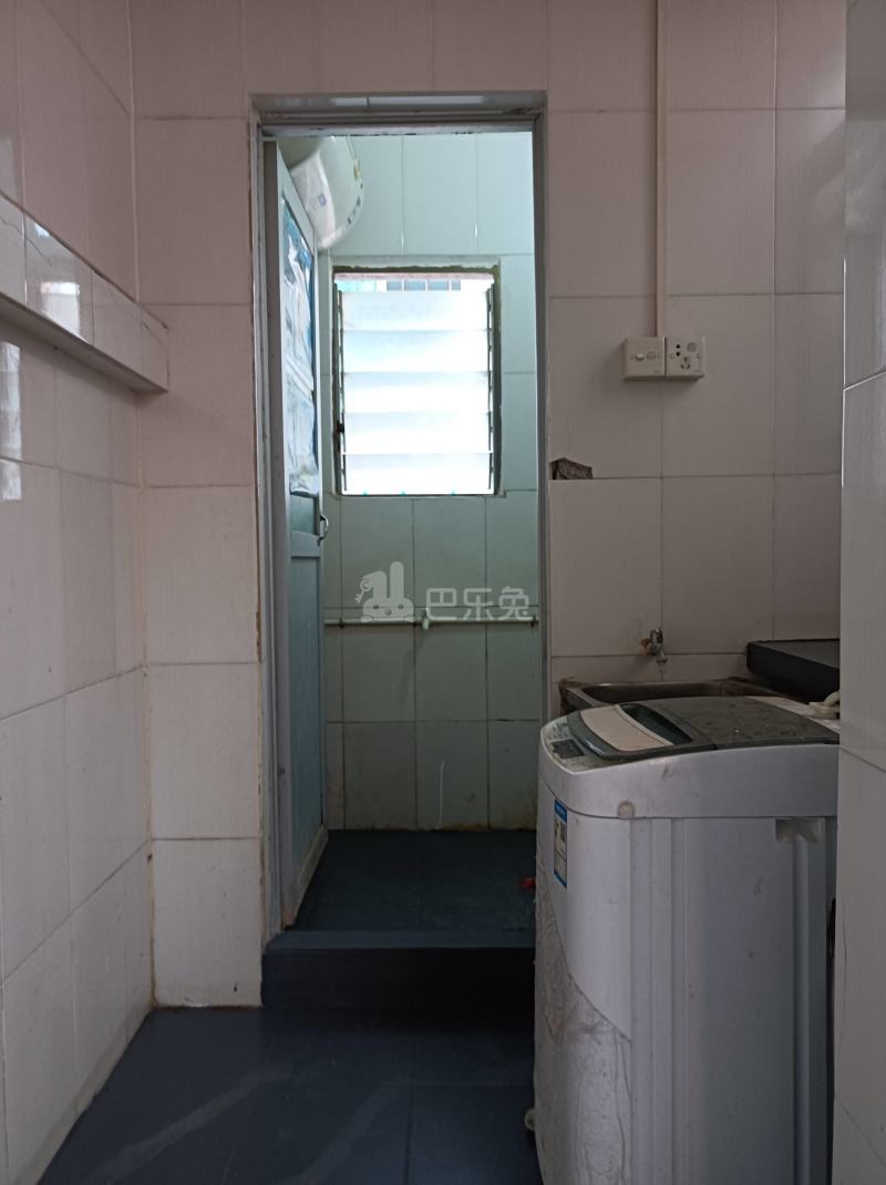 植村南约大街南六巷2号5530292卫生间图6