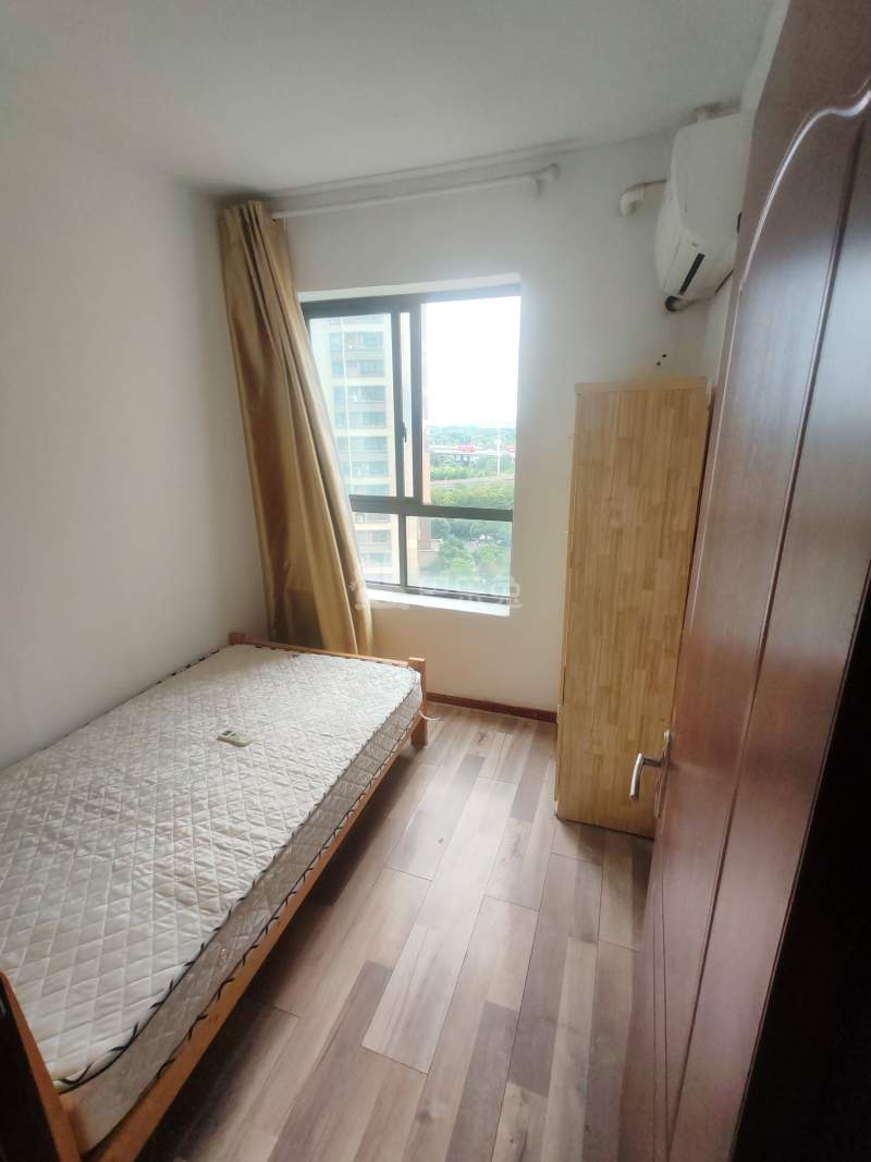 花桥裕花园5535243卧室图3