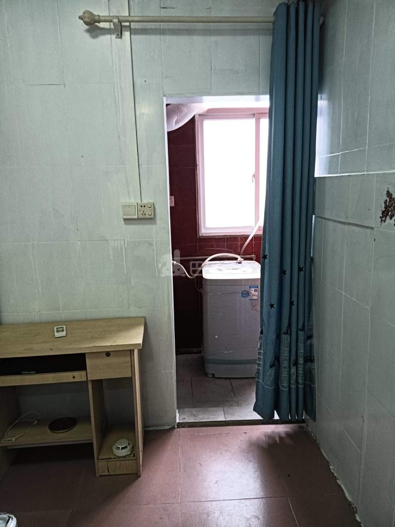 馨悦公寓（望岗西岭街二十一巷6号）5536069卧室窗户图7