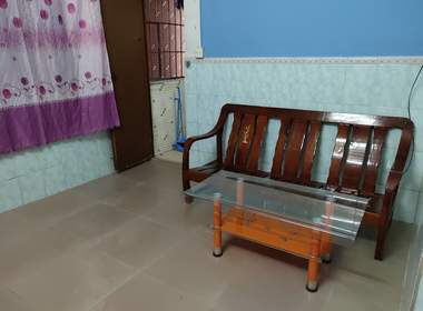 龙洞西街松秀里13-1号 1室1厅1卫