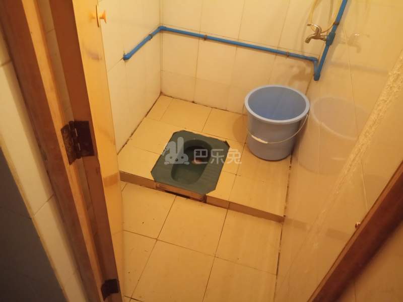 晨曦公寓（丰乐大街北三巷3号）5552426卫生间图5