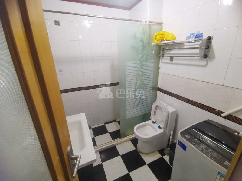 高境欣苑5561632卫生间图7