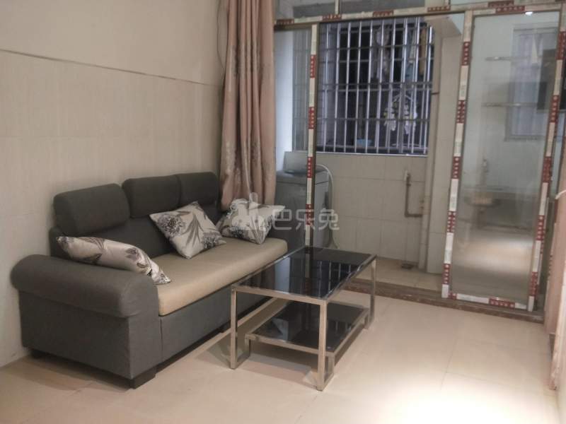 鹤边员村龙塘街一巷20号5565331客厅图8