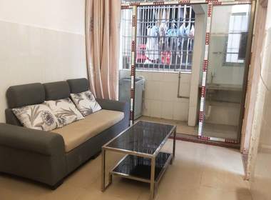 鹤边员村龙塘街一巷20号 