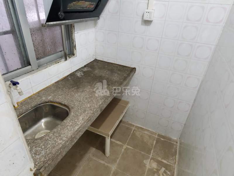 石溪天禄街西一巷11号5568622厨房图5