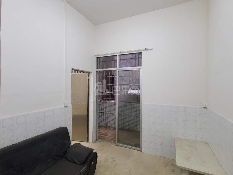 石溪天禄街西一巷11号5568622客厅图3