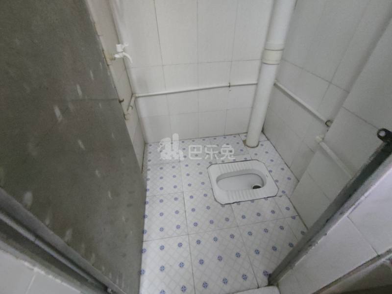 车陂南启明大街南边街16号之三5569617卫生间图7