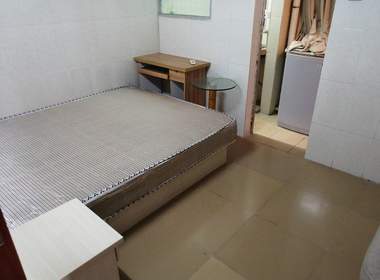 嘉禾望岗西怀南街西四巷8号 1室0厅1卫