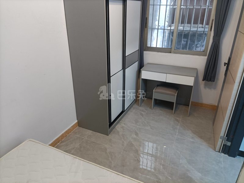 龙洞南安里7号5584417卧室图1