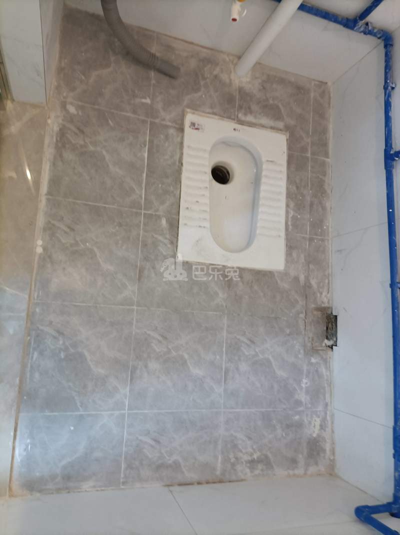 龙洞南安里7号5584417卫生间图12