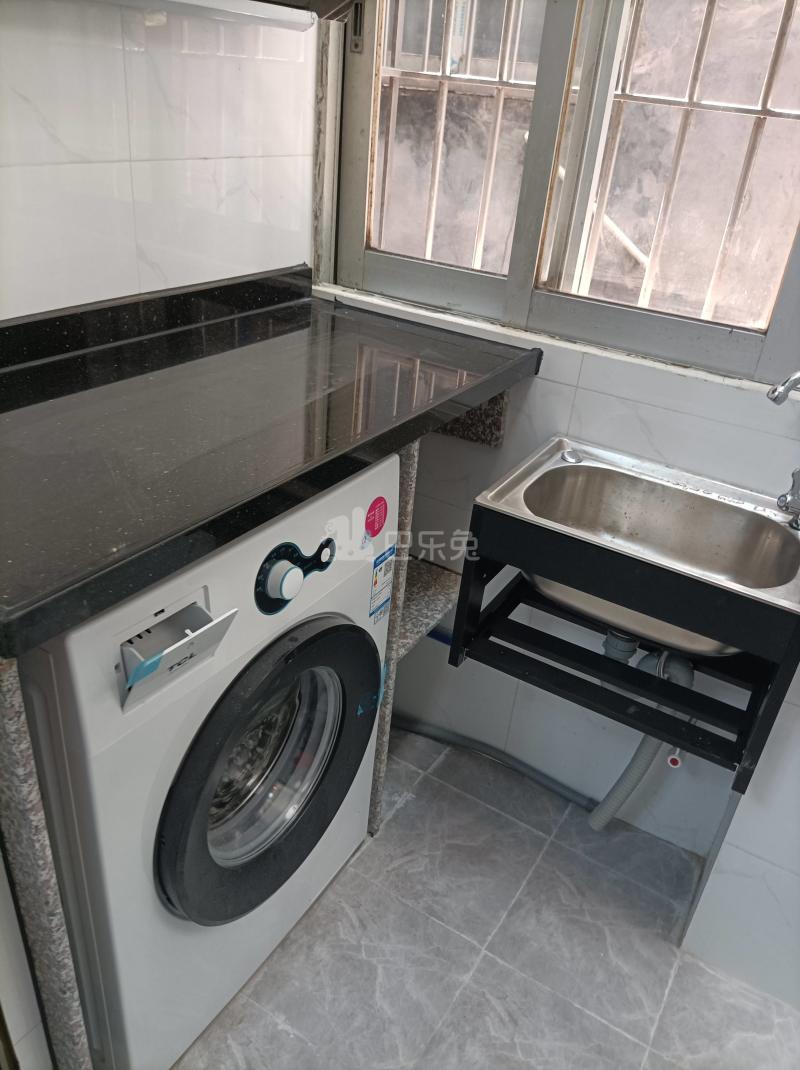 龙洞南安里7号5584417厨房图11