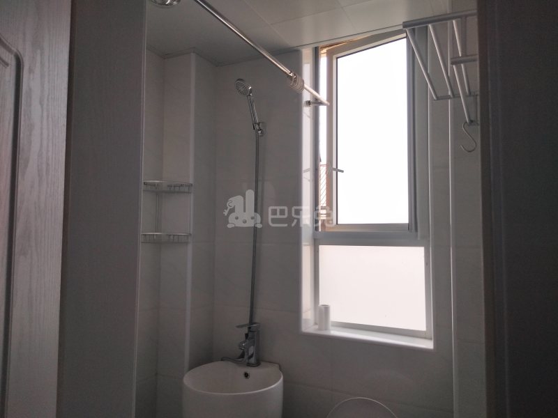 梅园三街坊（乳山路130弄）5586749卫生间图11