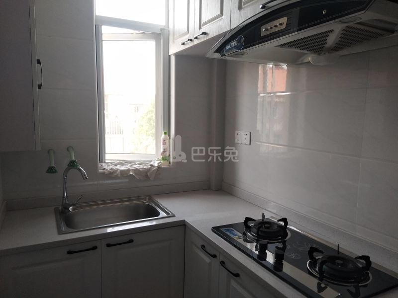 梅园三街坊（乳山路130弄）5586749厨房图10