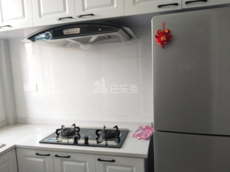 梅园三街坊（乳山路130弄）5586749厨房图9