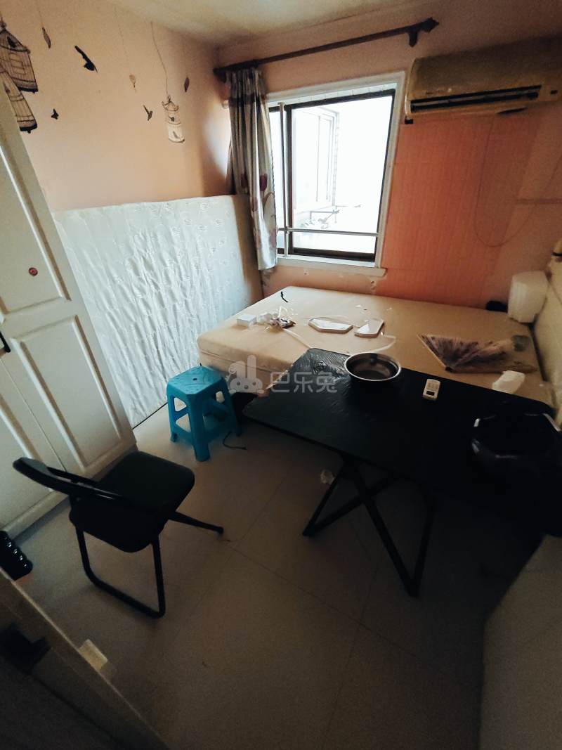 福龙大厦5599451卧室图0