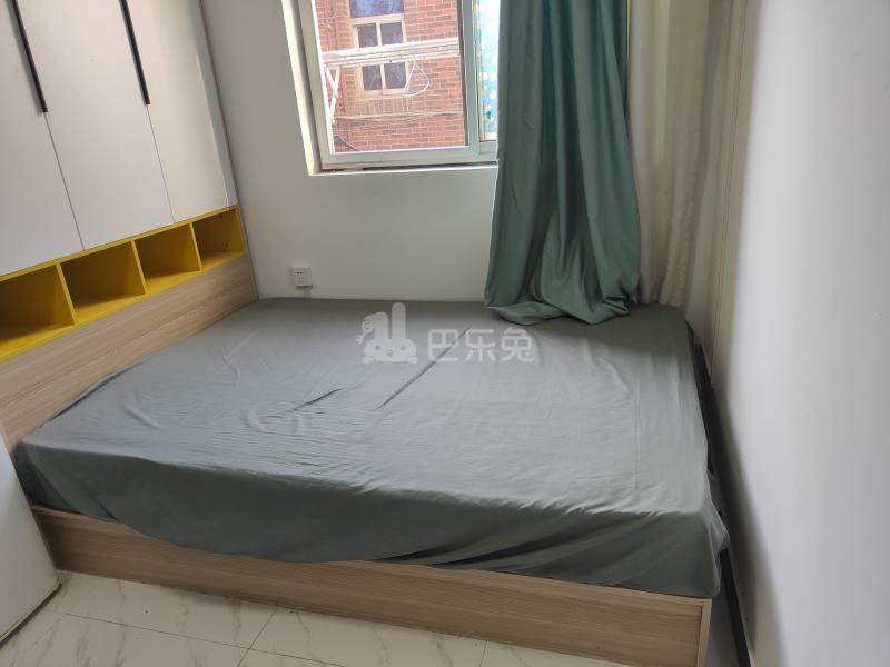 康亭小区（九亭大街671弄）5601585卧室图0