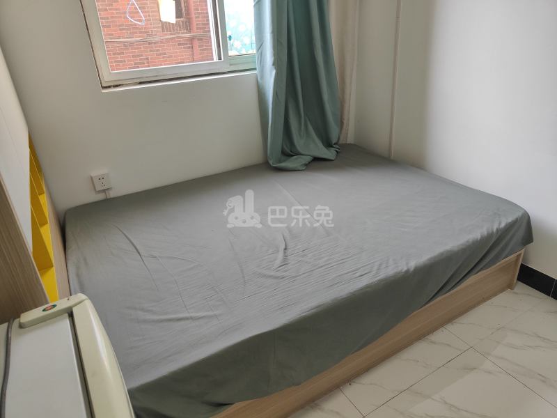 康亭小区（九亭大街671弄）5601585卧室图1