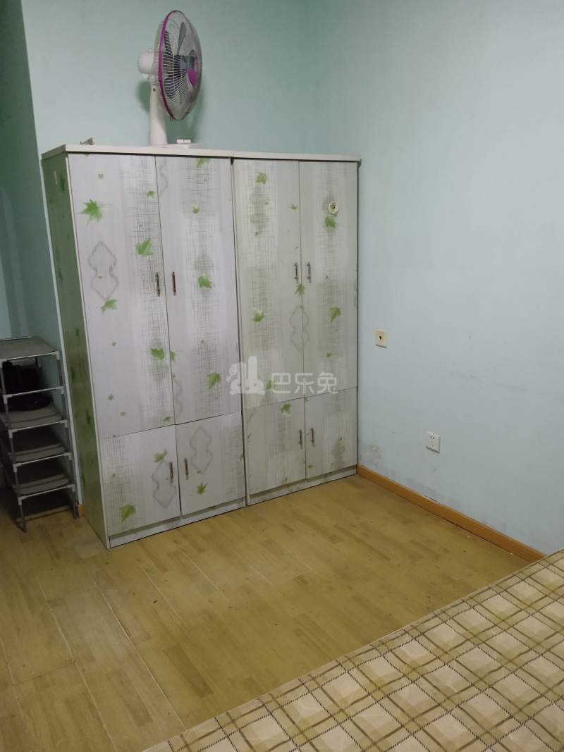 鑫苑国际城市花园5608577卧室图3