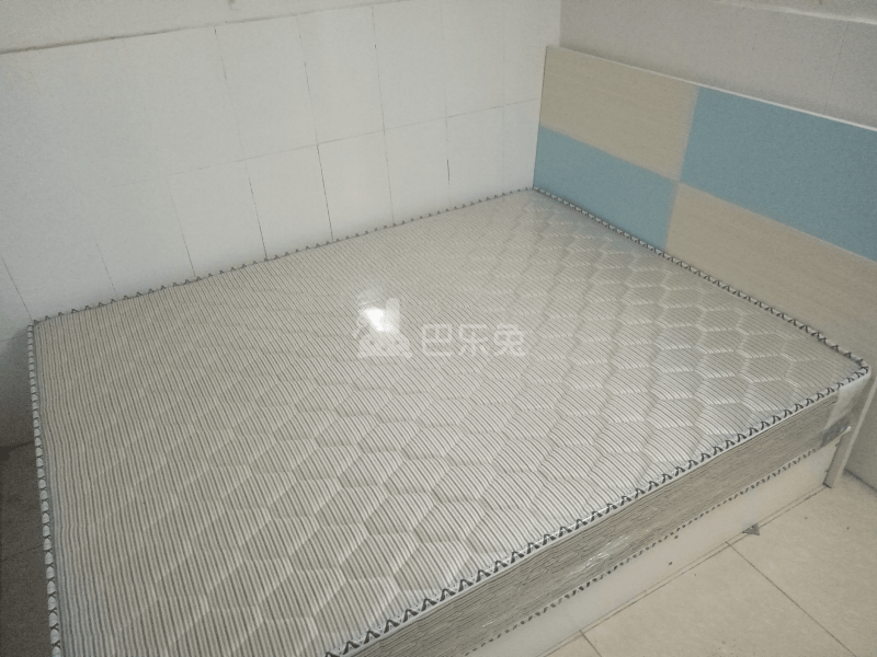 植村北约上街31号之一5616668卧室图1