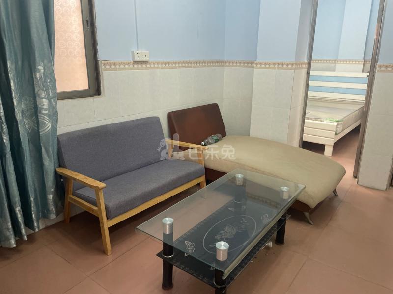 植村北约上街三巷15号5616693卧室图1