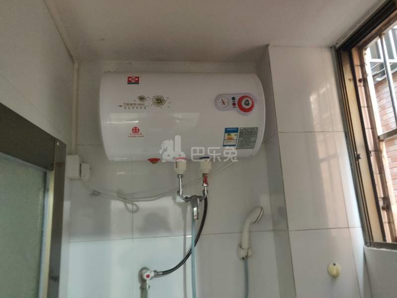 植村北约下街13号之一5616936卫生间图6