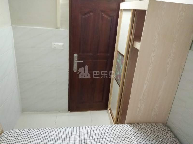 望岗果园街一巷3号5619659卧室图3