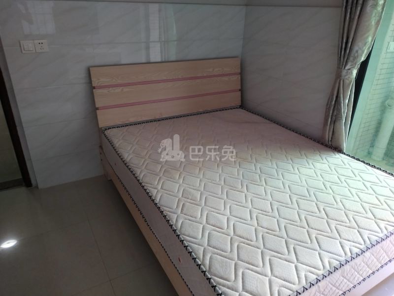 望岗果园街一巷3号5619679卧室图0