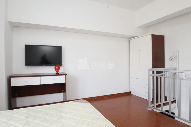 天悦公寓（江桥店）562623卧室图8