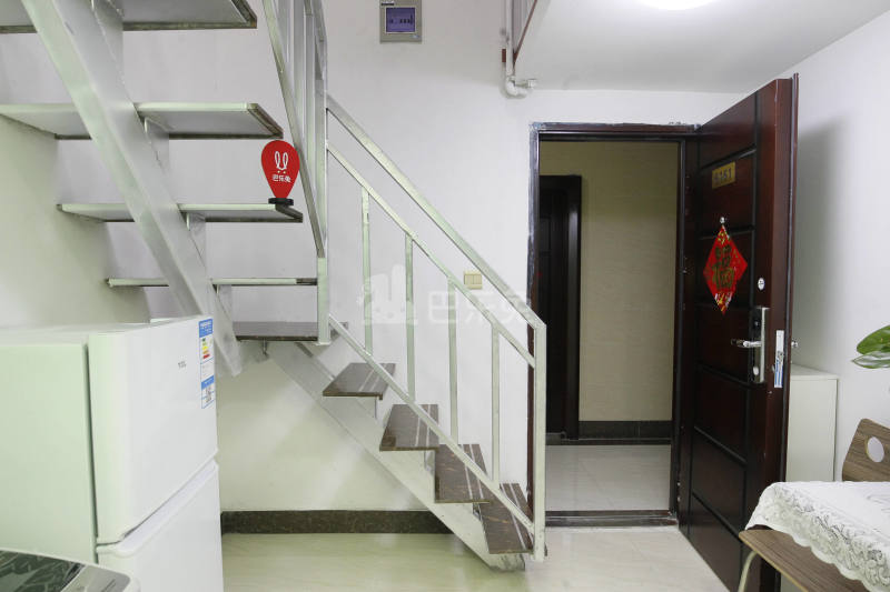 天悦公寓（江桥店）562630卧室图2