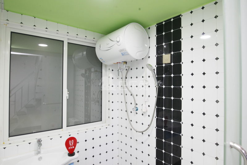 天悦公寓（江桥店）562630卫生间图45