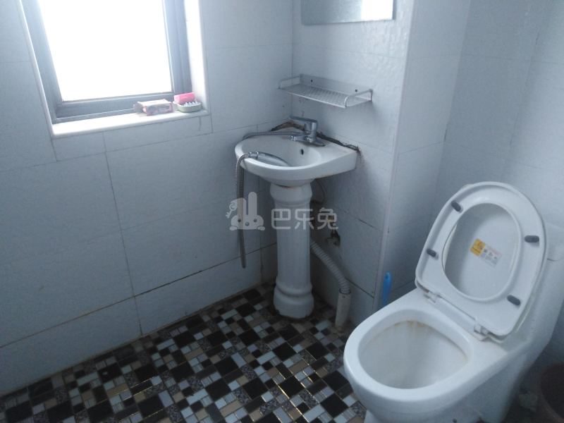 大华锦绣华城二街区春塘花苑5637413卫生间图12