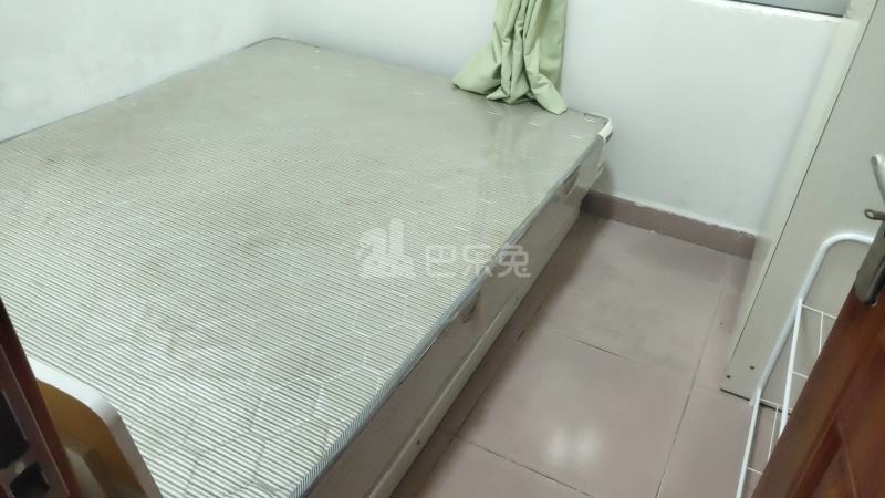 江夏村东一路西一巷4号5646612卧室图0