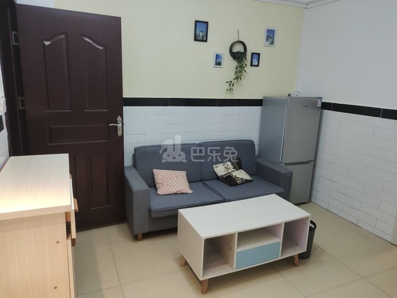 珠村中东上街四巷7号5658209客厅图9