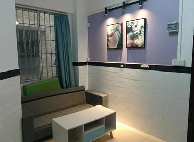 珠村中东上街四巷7号 