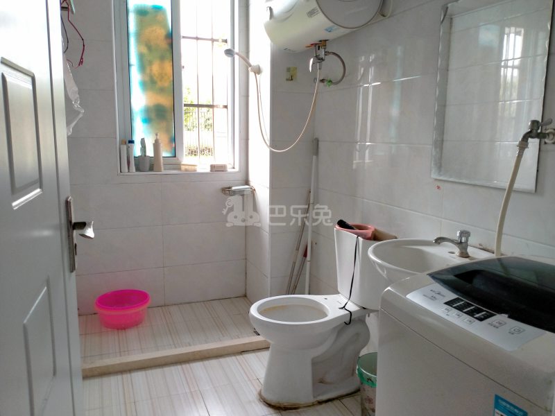 金沙湾绿地和苑一期10113288卫生间图8