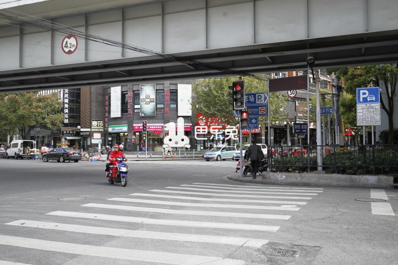 西藏北路出租房 申桂精品公寓 交通周边 交通:3号线(东宝兴路站),步行