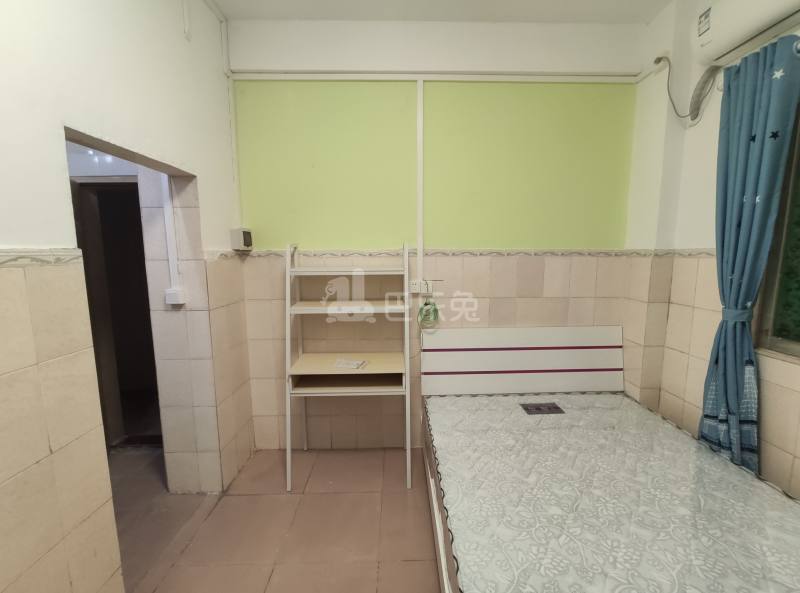 望岗西岭路十九巷14号5670203卧室图1