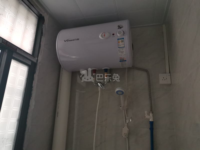 燕塘银定塘前街39号5676312卫生间图5