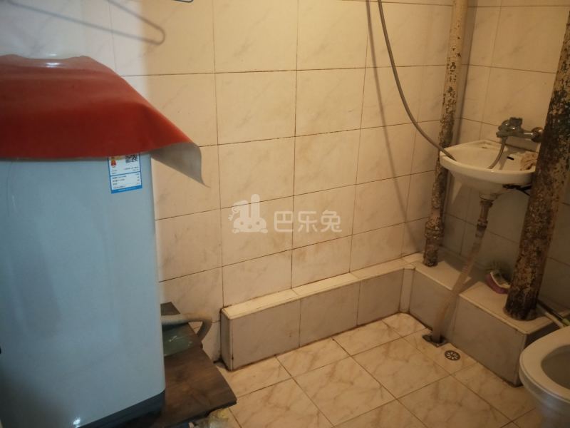 梅园新村（梅一小区）5680774卫生间图8