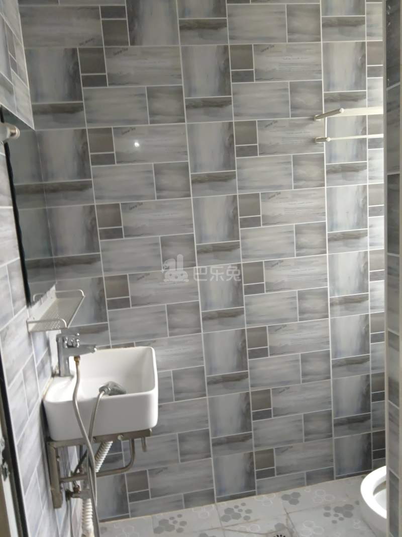 华秀雅苑5682719卫生间图9