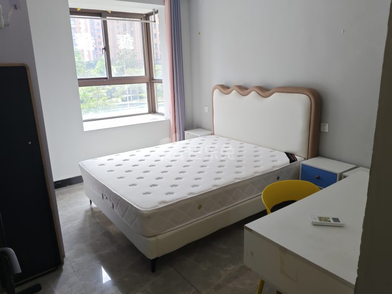 华秀雅苑5682799卧室图0