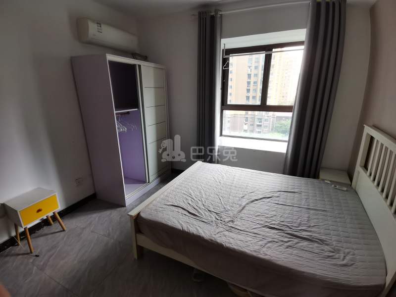 华秀雅苑5682839卧室图3