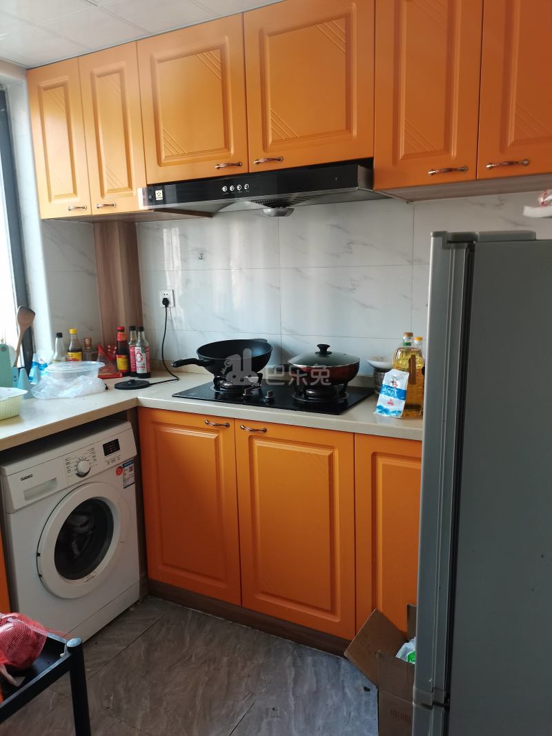 华秀雅苑5682839厨房图4