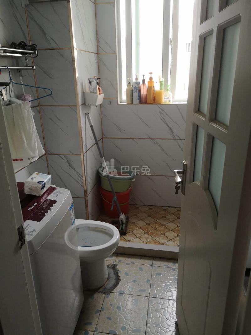 鹤沙航城东茗苑东区5690327卫生间图7