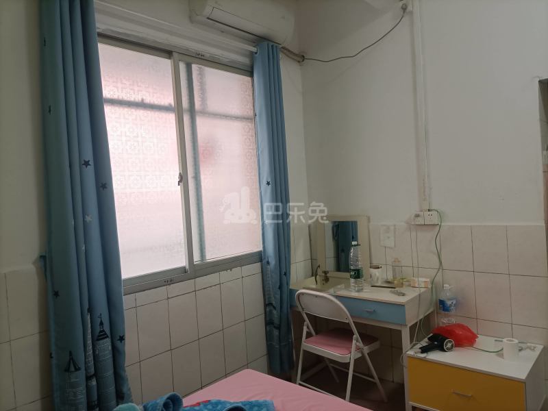 嘉禾望岗西岭路十九巷17号5692171卧室图0