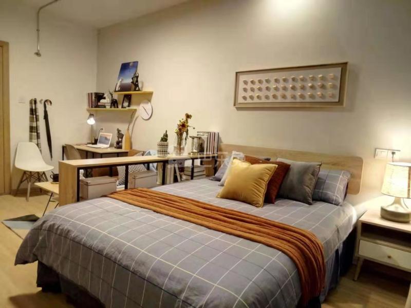 冠寓（萝岗乐飞家园店）5694577卧室图2