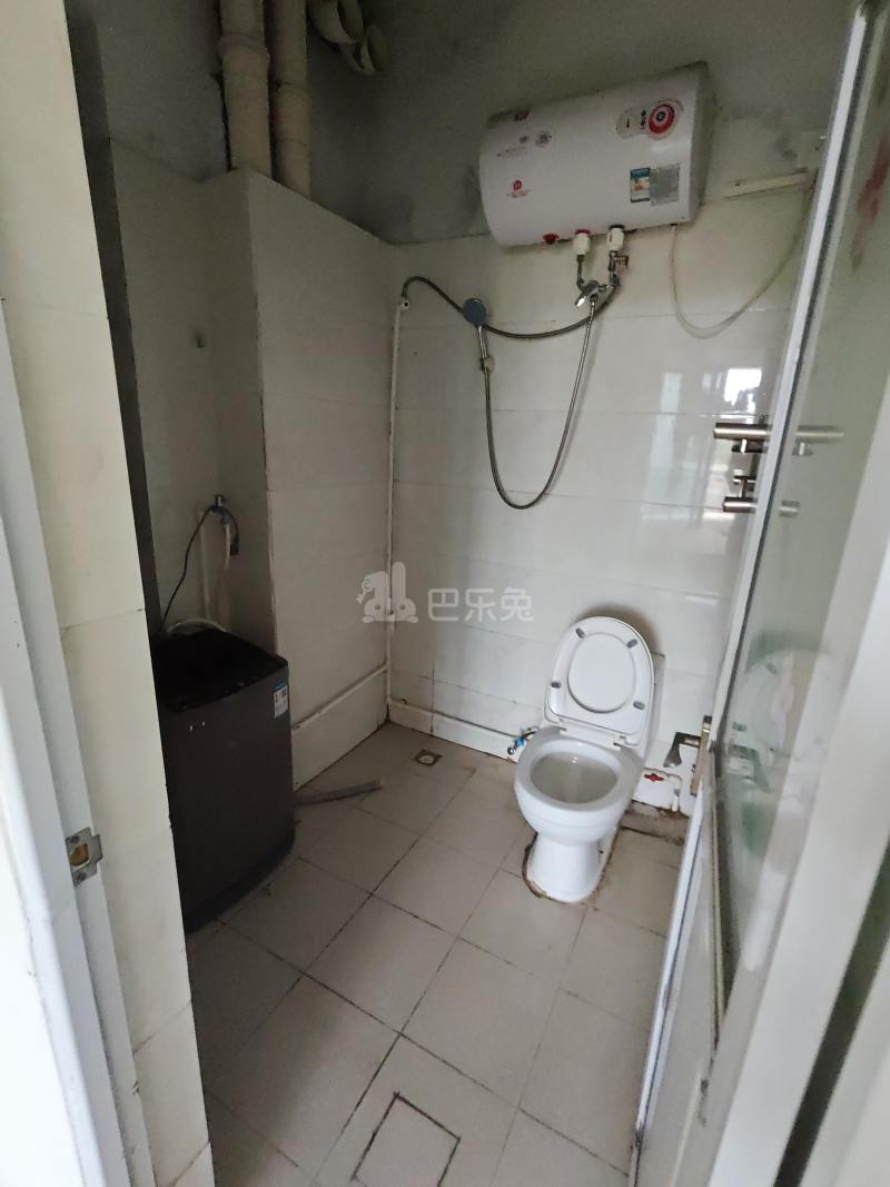 万豪掬月半山5695518卫生间图8