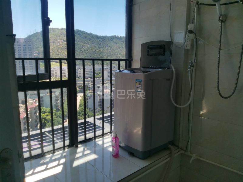 万豪掬月半山5695518客厅图5